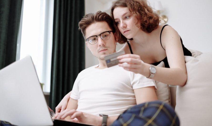 Поддельный номер телефона при оформлении банковской карты