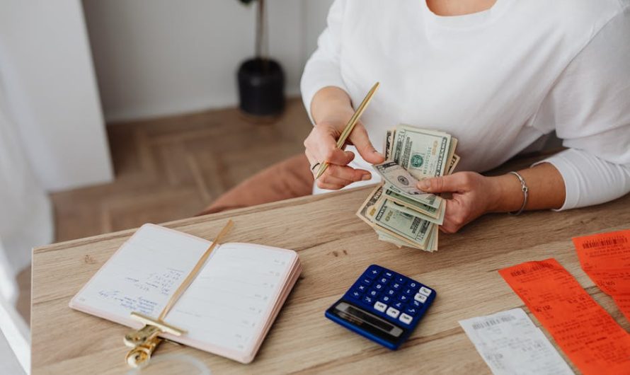 Оформление карты без СМС-уведомлений и его преимущества