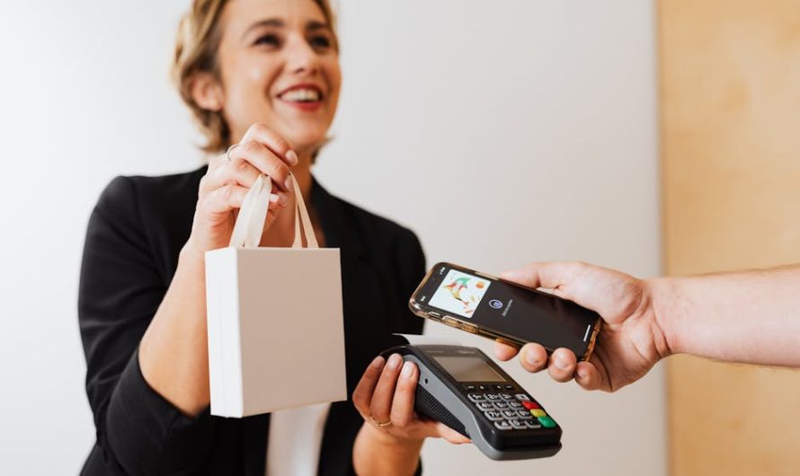 Как купить голоса в ВК через банковскую карту