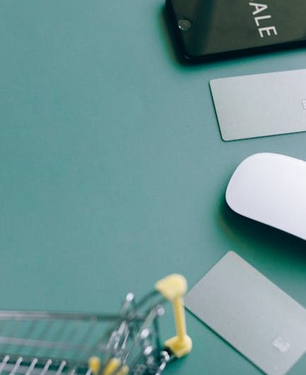 Как купить банковскую карту Visa