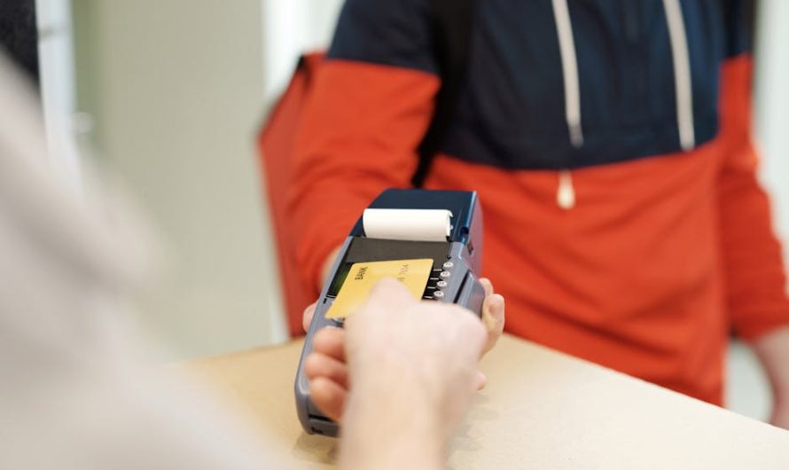 Приобретение карты с балансом на подставные паспорта