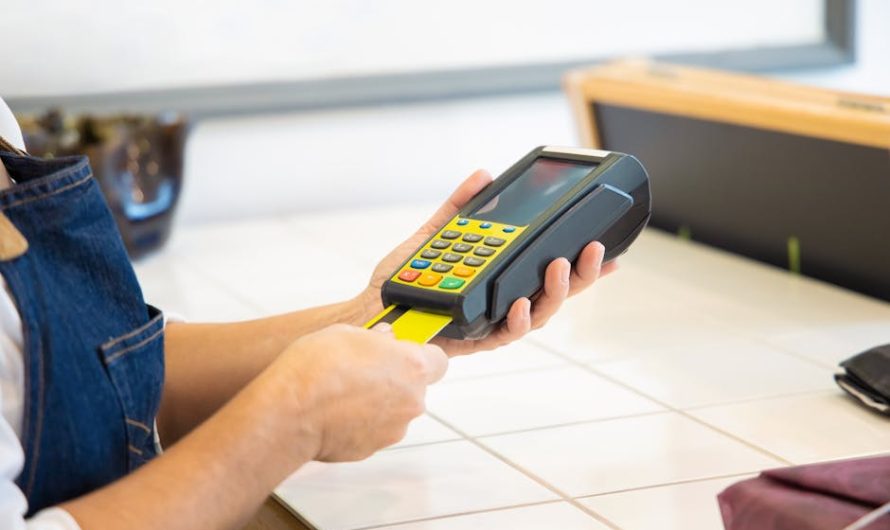 Терминал для оплаты банковскими картами Сбербанк: как купить и настроить