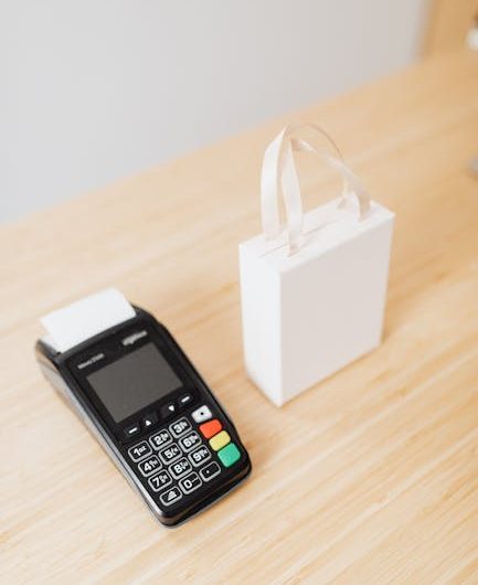 Как купить банковскую карту в Казахстане