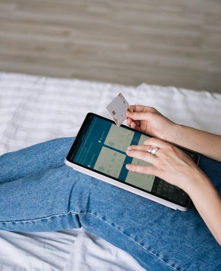 Как купить карту для анонимных платежей на маркетплейсах