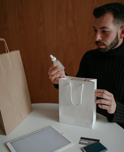 Заказ карты на подставные паспортные данные и связанные с этим риски