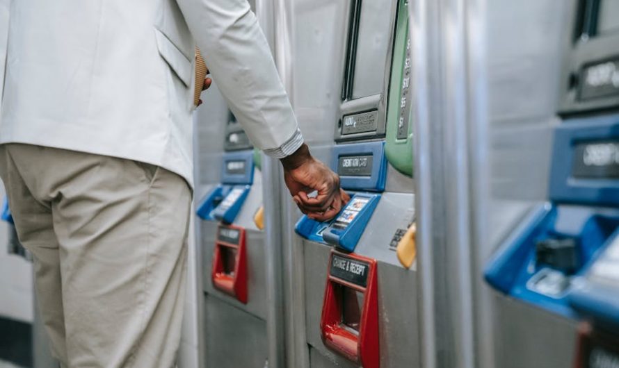 Карта с балансом на фейковые данные и связанные с ней риски