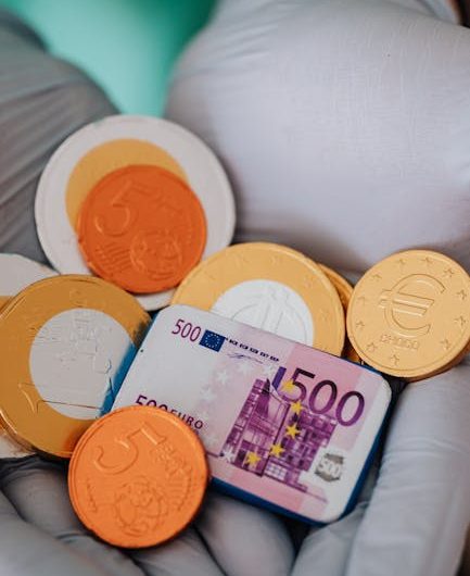 Покупка банковских карт и связанные с этим риски