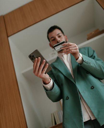 Карта для скрытых покупок через PayPal