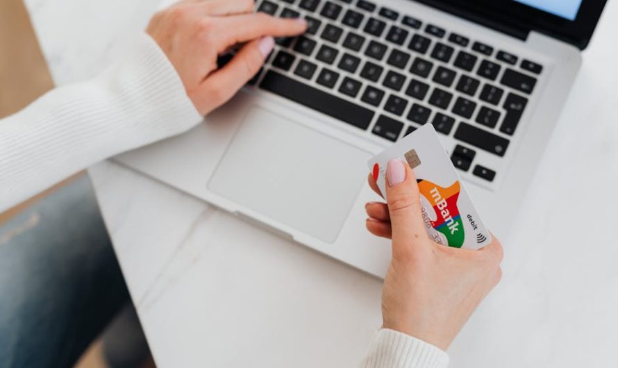 Карты для покупок в даркнете: преимущества и риски использования