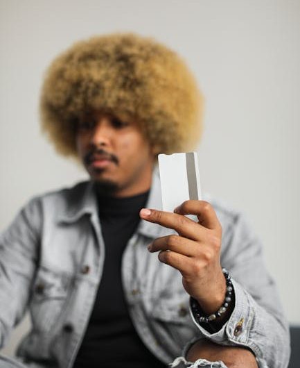 Левые банковские карты и их последствия