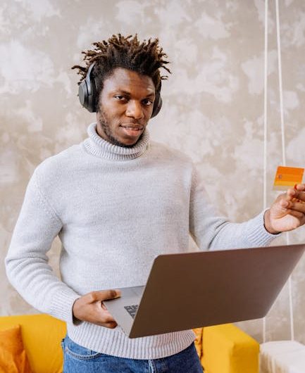 Карты для теневых операций на PayPal