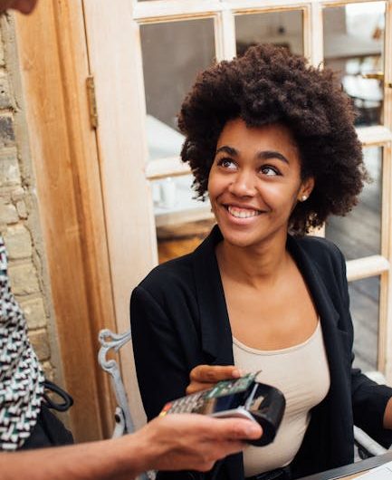 Как заказать карту для анонимных операций в даркнете