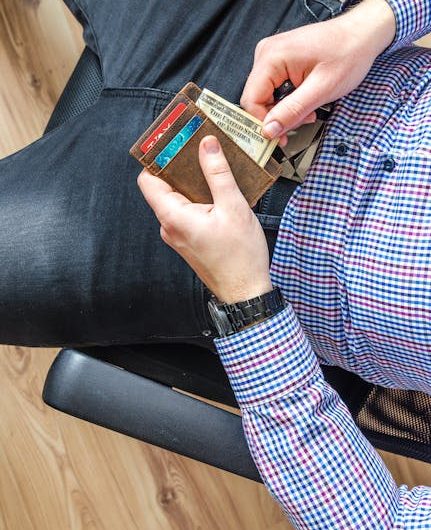 Карты для теневых операций на Amazon: риски и последствия