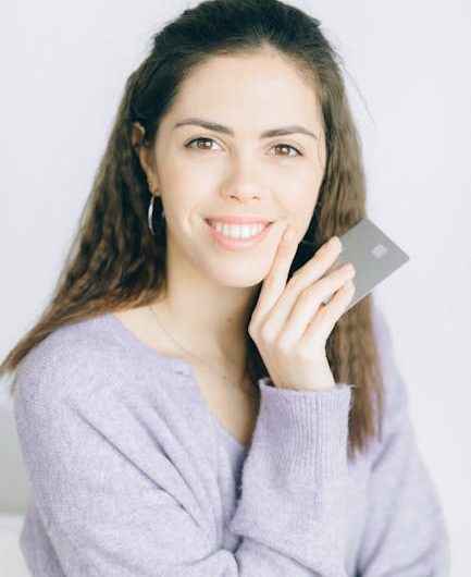 Риски приобретения банковской карты на левое имя